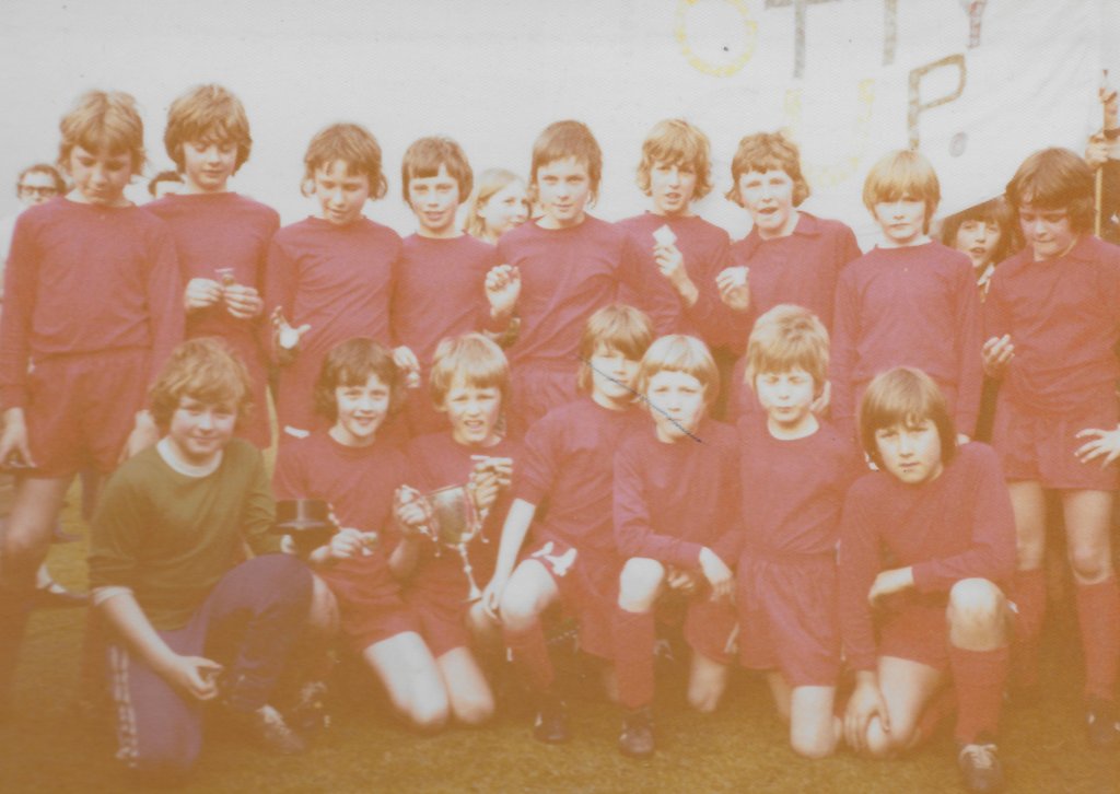 1976 totty winners flag